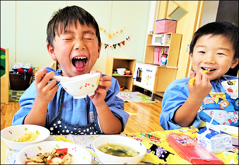 給食